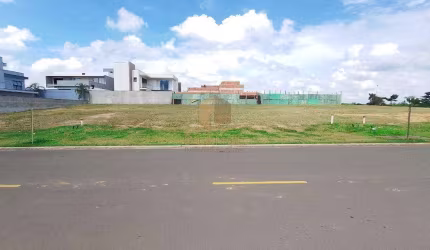Terreno à venda no Condomínio Tamboré em Jaguariúna.