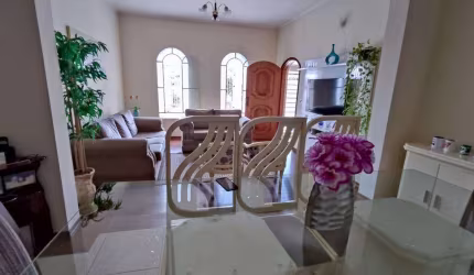 Casa à venda em Campinas, Jardim Londres, com 3 quartos, com 150.78 m²