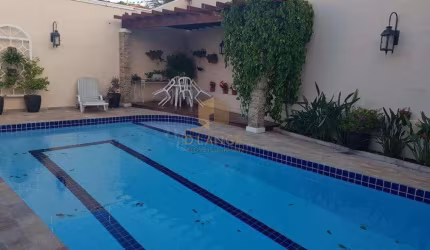 Casa à venda em Campinas, Chácara da Barra, com 4 quartos, com 262.5 m²