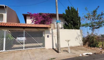 Casa à venda no bairro Jardim Noêmia em Campinas