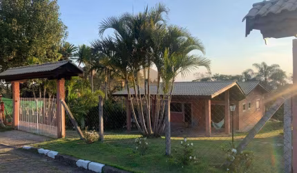 Casa à venda em Serra Negra, Centro,  Condomínio Monte Samkhya