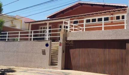 Casa à venda em Valinhos, Jardim Celani, com 3 quartos, com 198 m²