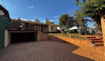 Casa Comercial para Alugar no bairro Taquaral em Campinas