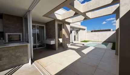 Casa de Condomínio com 3 quartos à venda, 208 m² - Parque Brasil 500