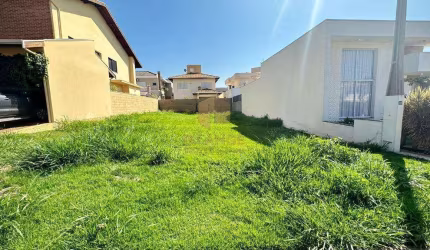 Terreno à venda em Paulínia, Betel, com 300 m², Residencial Paineiras
