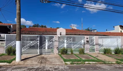 Casa à venda no bairro Parque das Universidades em Campinas