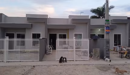 Casa com 2 quartos à venda na RUA JAMAICA, 252, Balneário Gaivotas, Matinhos, 51 m2 por R$ 250.000