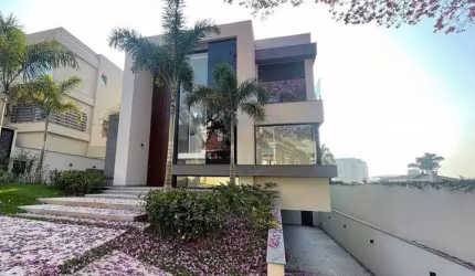 Casa moderna Alphaville 1