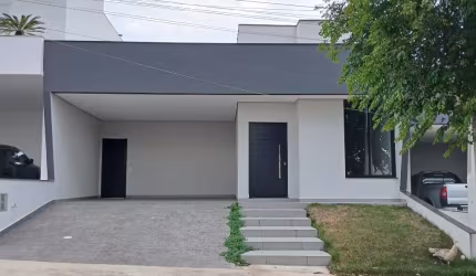 Casa em condomínio fechado Portal da Primavera com 3 suítes