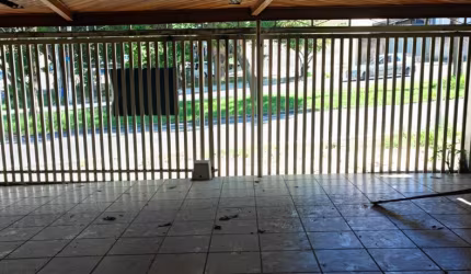 Casa Comercial para Locação na Avenida Jorge Tibiriça
