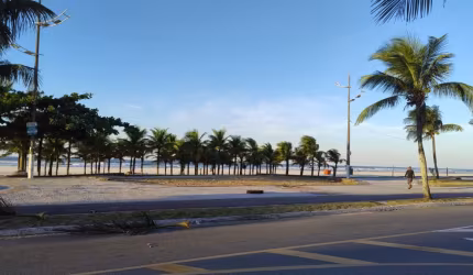 Apartamento de 1 Dormitório Mobiliado em frente a Praia Grande SP
