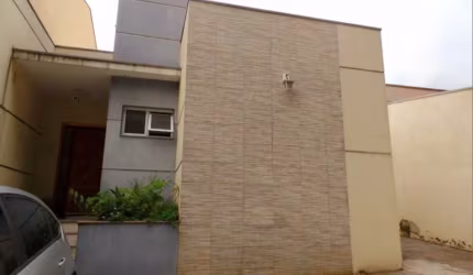 Excelente oportunidade no Parque Jambeiro, casa, estuda troca.