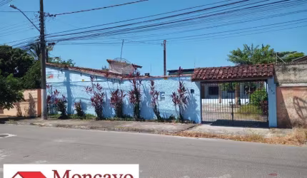 Casa com amplo lote, com 4 dormitórios, sendo 3 suítes-Sumaré
