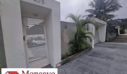 Sobrado em condomínio em ótima localização- Ac. Financiamento