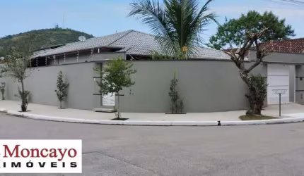 Casa de alto padrão - acabamento fino - Aceita financiamento