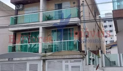 Sobrado Triplex de 228m² no bairro Embaré em Santos/SP
