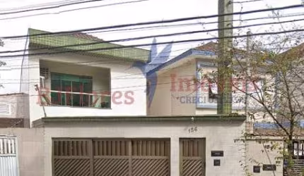 Sobrado de 300m² no bairro Embaré em Santos/SP