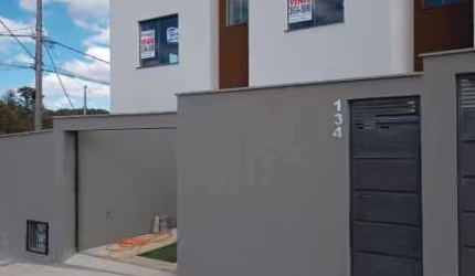 Casa com 3 quartos à venda na Rua Oito, Novo Centro, Santa Luzia por R$ 450.000