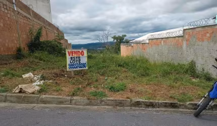 Terreno à venda na Rua Durval Marques Serra, Liberdade, Santa Luzia por R$ 170.000