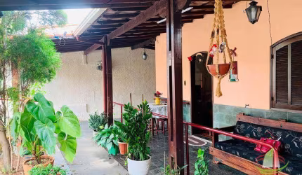 Casa baixa com 3 dormitórios à venda, 210 m² por R$ 540.000 - Santa Amélia - Belo Horizonte/MG