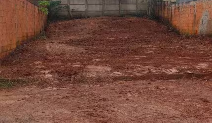 Terreno à venda, 200 m² por R$ 80.000,00 - Lúcio Cardoso - Curvelo/MG