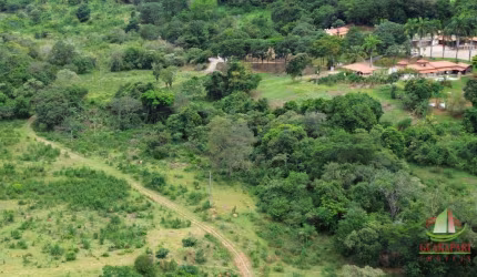 Área de 42 hectares em Onça do Pitangui/MG, ideal para loteamento/chacreamento/hotel fazenda.