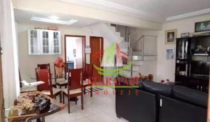 Casa de Esquina 3 quartos e 3 vagas à venda por R$ 695.000 - Copacabana - Belo Horizonte/MG