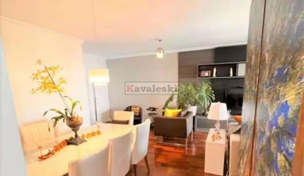 Apartamento com 4 Quartos e 4 banheiros à Venda, 134 m² por R$ 980.000