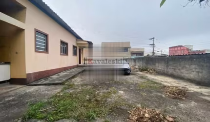 Casa Térrea a Venda  83M2