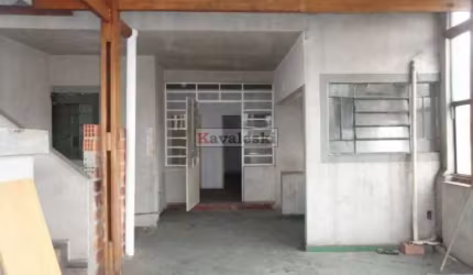 Excelente sobrado comercial próximo a Metro Saúde.