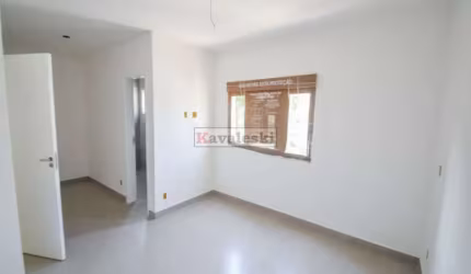 Sobrado em Condominio Fechado na Saúde - 2 suites 3 wcs 2 vagas - Oportunidade