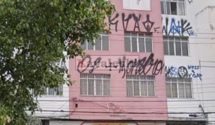 ** Excelente oportunidade para a locação comercial na Avenida do Cursino.