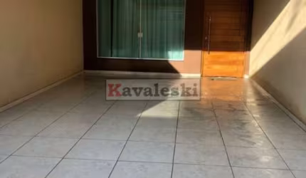 Sobrado Santo André com 3 Quartos e 4 banheiros à Venda, 245 m²