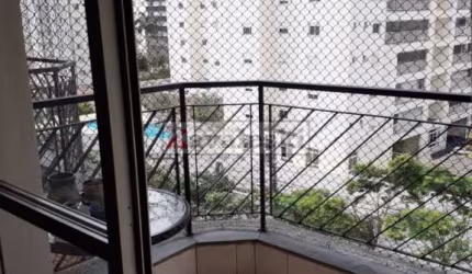 Apartamento Vila Gumercindo 84 metros / 2 vagas demarcadas cobertas / 2 quartos sendo 1 suíte.