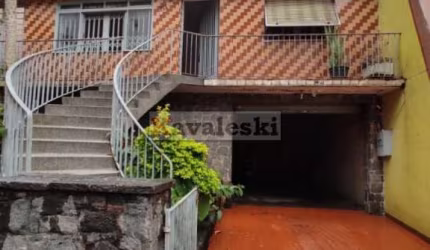 * CASA TÉRREA IPIRANGA COM 3 AMPLOS DORMITORIOS