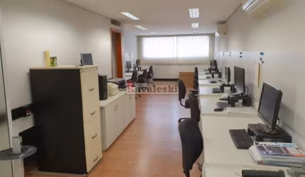 Sobrado Comercial   à Venda 200 m²
