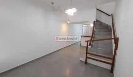 VENDO SOBRADO MIOLO DO JARDIM DA SAÚDE 81 M²