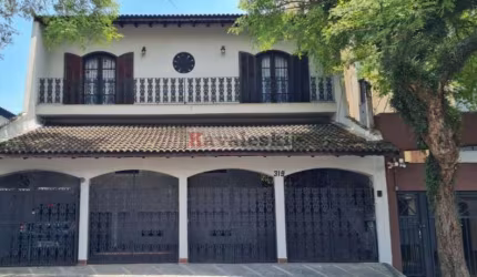 Sobtrado maravilhoso 4 dormitórios 2 suites 4 vagas Quintal com Piscina - AC PERMUTA