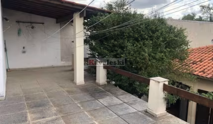 Casa c/3 dormitórios ,c/ Edícula-Local tranquilo -Bairro Jardim da Saúde ,Praça em frente