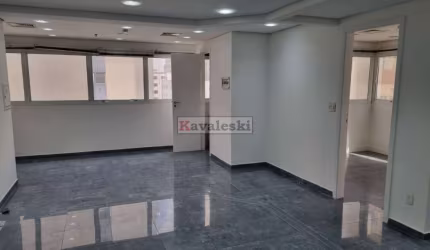 Conjunto comercial 61m² (são 2 salas) - 02 vagas ? 700 m do Metro Paraíso