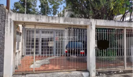 Casa Térrea 3 dormitórios 3 wcs 4 vagas - 3 casas para moradias / Renda - Oportunidade- Próx Metrô