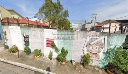 +  TERRENO DE ESQUINA COM 450 METROS QUADRADOS .