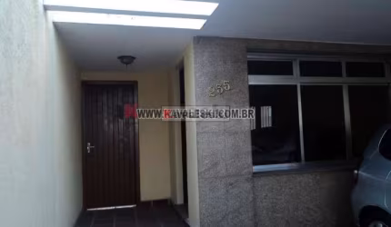 .. Lindo sobrado vago , vale a pena conhecer ! Proprietário estuda ofertas .