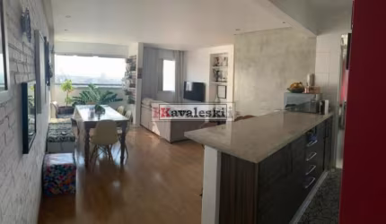 Apartamento lindo com 3 quartos sendo 1 suíte, vaga coberta na Avenida Padre Arlindo  Vieira.