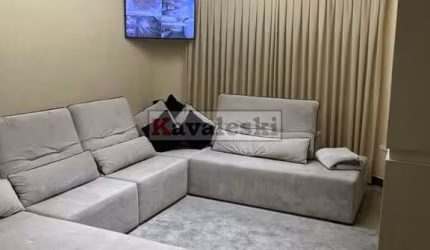 Sobrado com 3 quartos sendo 1 suíte e 2 vagas lindo no Jardim Santa Cruz.
