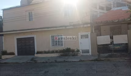 VENDE-SE SOBRADO 105M²