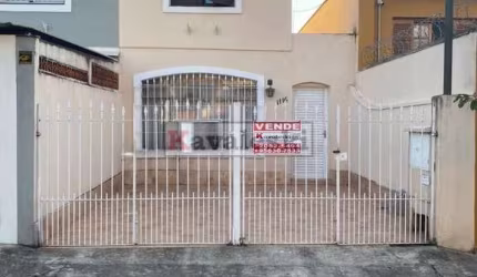 ATENÇÃO !! SOBRADO VAGO / 3 DORMITÓRIOS 1 SUITE 2 VAGAS / QUINTAL / VILA DAS MERCÊS/ EDÍCULA