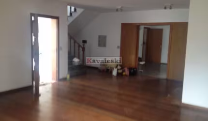 SOBRADO JARDIM DA SAÚDE PRÓXIMO A RUA MARCOS FERNANDES .