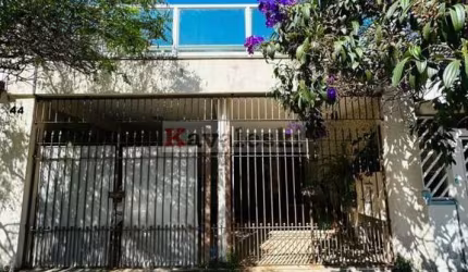 ** Lindo Sobrado a venda no Bosque da Saúde
