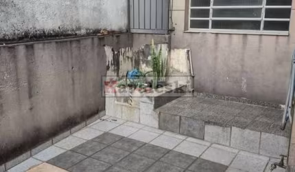 Sobrado 3 dormitórios 1 suite 2  vagas de garagem - Quintal - Doc 100%